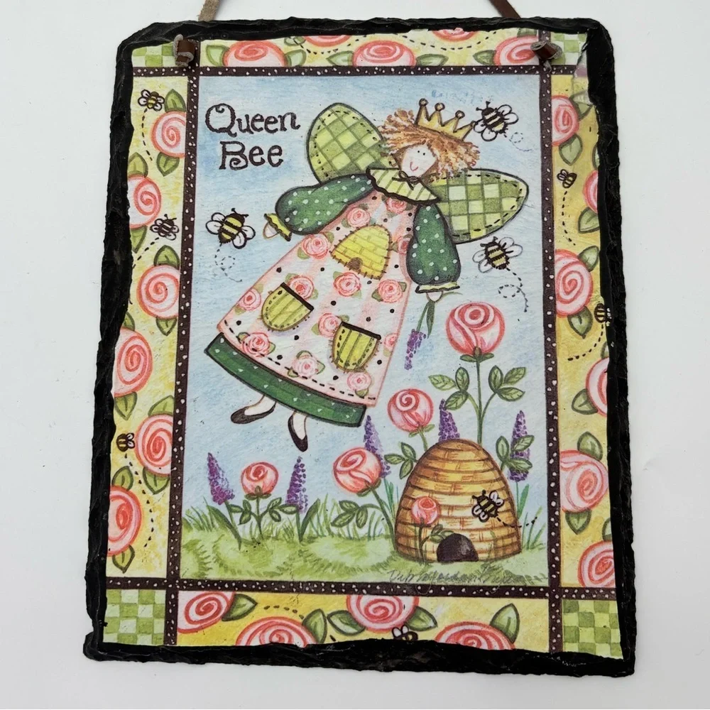 Queen Bee Decorative Hanging Slate Art